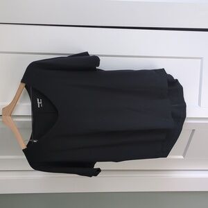 Manduka black tee